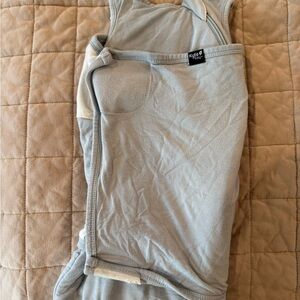 Kyte Baby Blue Swaddle XS